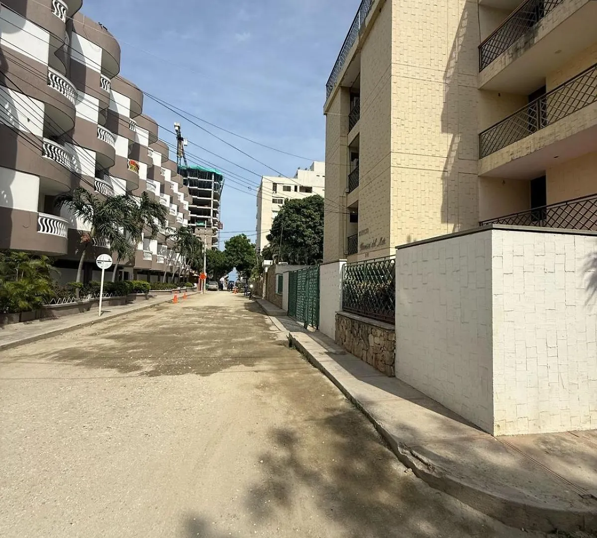 Apartamento Cerca Al Mar En Bellohorizonte/ Sta Marta Santa Marta  Colombia